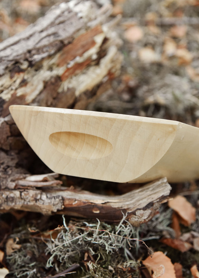 Puinen astia – lehmusta, sileä ja suojakäsitelty (n. 30 x 16 x 6 cm)